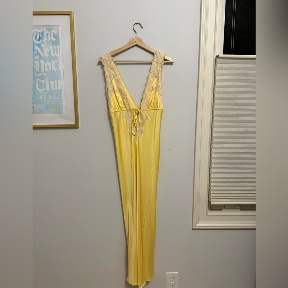 RUMORED Venice Maxi Dress